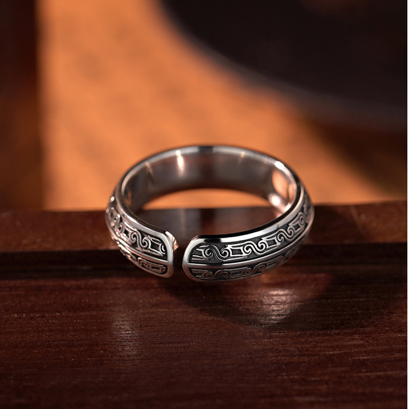 Bague en bronze avec motif ani - Body Jewelry High End avis et prix